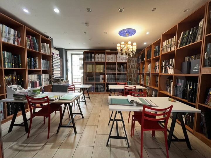 Свободного назначения, 376 м²