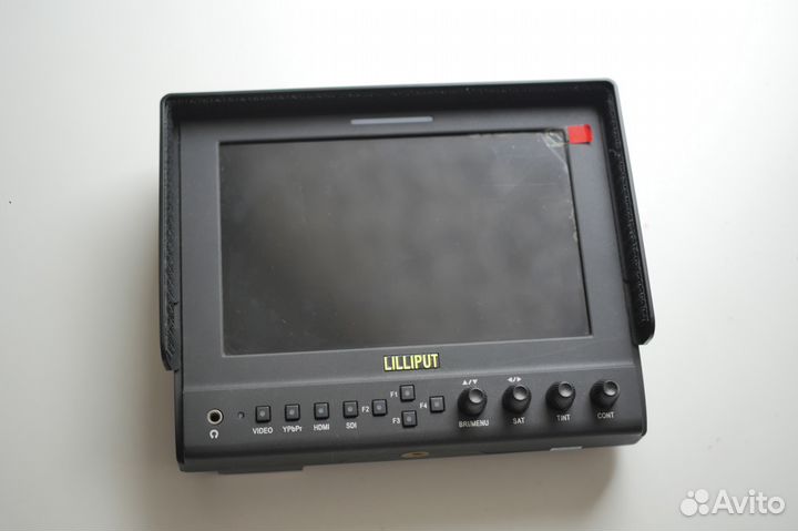 Накамерный Монитор Liliput 7 дюймов.Неисправен