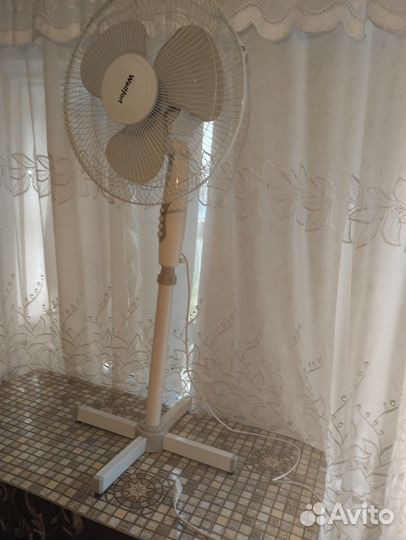 Вентилятор напольный. Самовывоз
