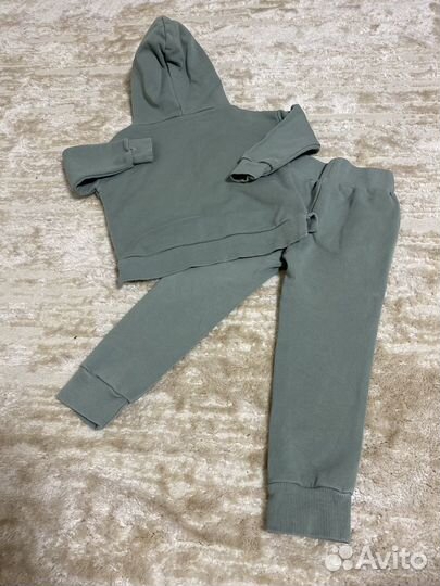 Костюм на мальчика 92-98