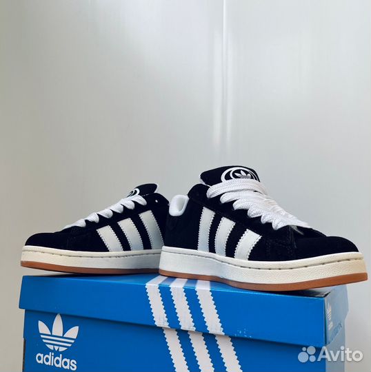 Кроссовки женские Adidas Campus