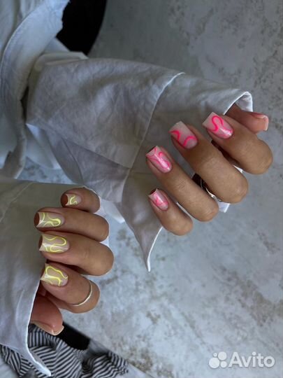 Модель на маникюр наращивание