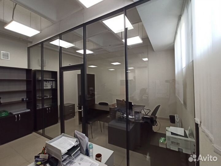 Офисные перегородки из стекла