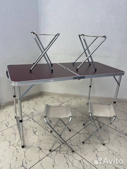 Стол складной + 4 стула