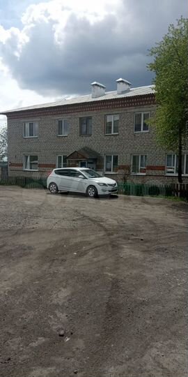 Доля в 2-к. квартире, 40 м², 2/2 эт.