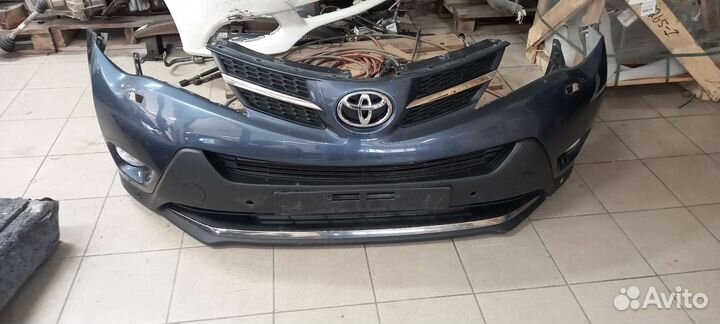 Бампер передний Toyota Rav4 кузов 40
