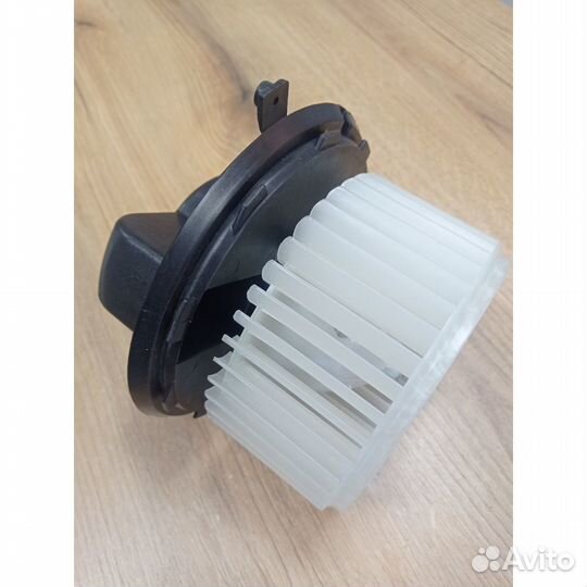 Мотор отопителя ГАЗель Next с крыльчаткой и подшип