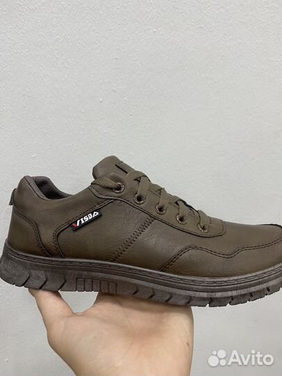 Кроссовки кеды