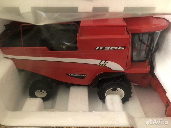 Комбайн Laverda