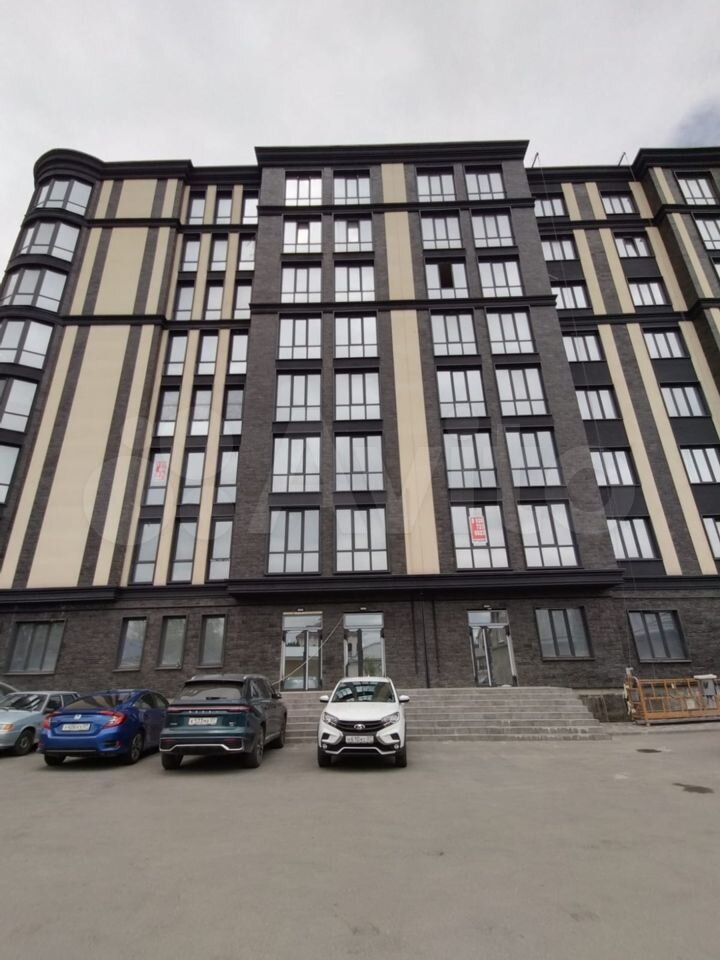 3-к. квартира, 124 м², 3/8 эт.