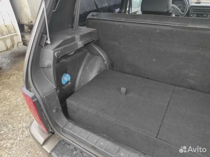 Органайзер-ящик с фальшполом LADA niva