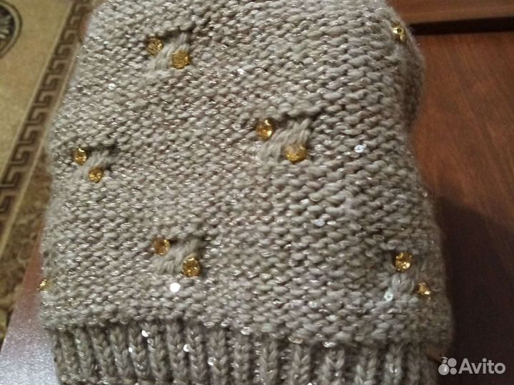 Шапка женская вязаная