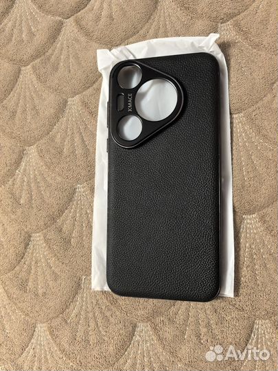 Чехол на телефон