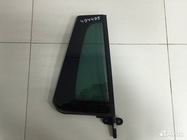 Стекло двери задней правой форточка Volkswagen Tig