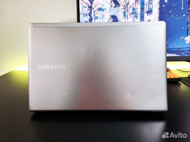 Современный Ноутбук Samsung 510R