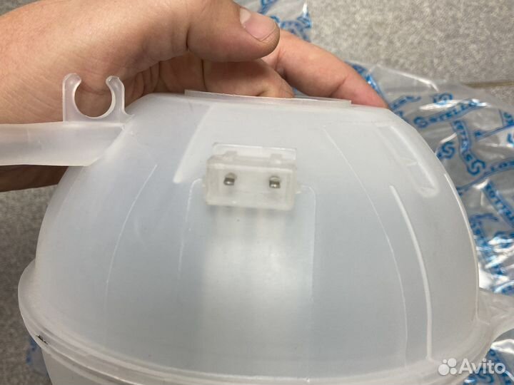 Расширительный бачок Transporter T4