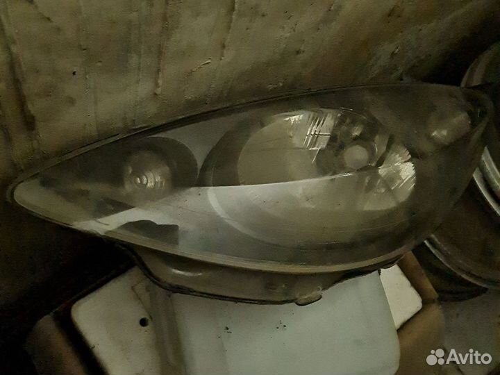 Фара передняя левая peugeot 1007