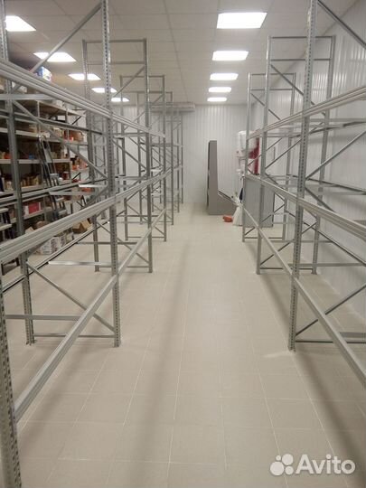 Полочные среднегрузовые стеллажи