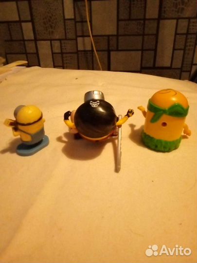 Игрушки миньоны.лотом