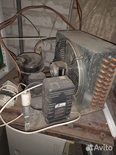 Холодильный компрессор