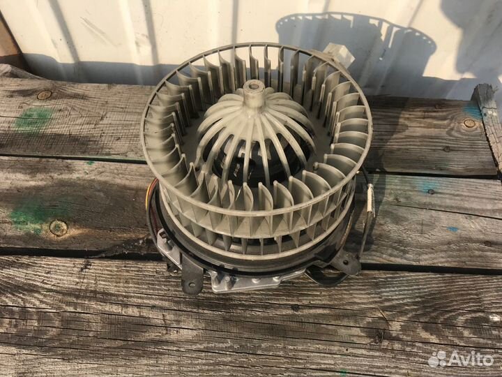 Моторчик печки для mercedes-benz W210