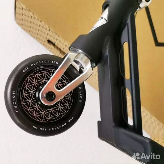 Трюковой самокат Fuzion Z-350 Boxed (Новый)