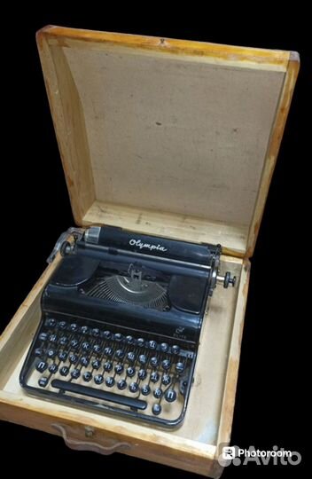 Печатная машинка Olympia Elite Германия, 1930г