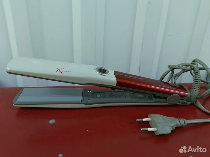Утюжок для волос ионический в отличном состоянии