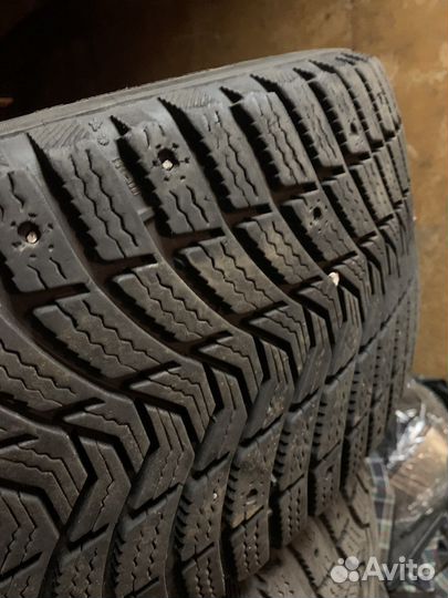 Gislaved Soft Frost 200 175/65 R15 88T