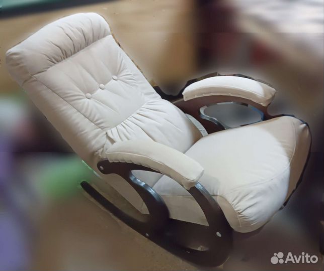 Перетяжка мягкой мебели