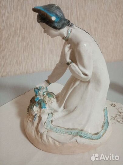 Статуэтка. Гипс. Сестрица Алёнушка