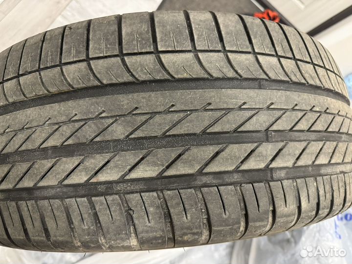 Goodyear Eagle F1 Asymmetric SUV 245/50 R19 200T