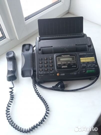 Телефон факс Panasonic KX-F680RS