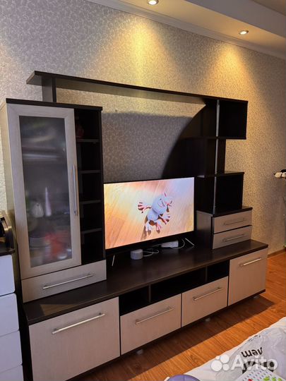 Стенка в гостиную