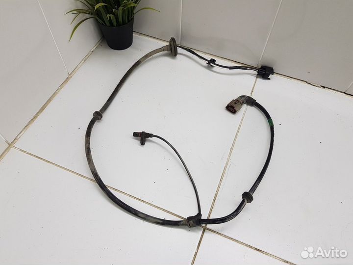 Датчик ABS задний правый (Chery Tiggo 8 Pro)