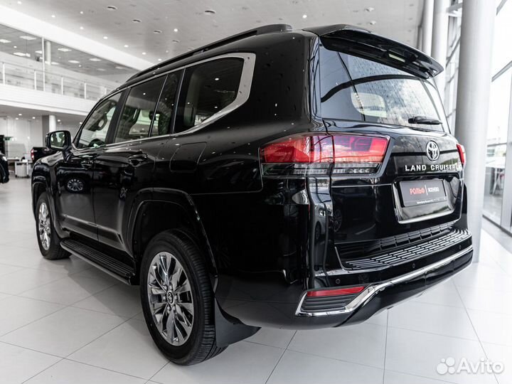 Toyota Land Cruiser 3.5 AT, 2024