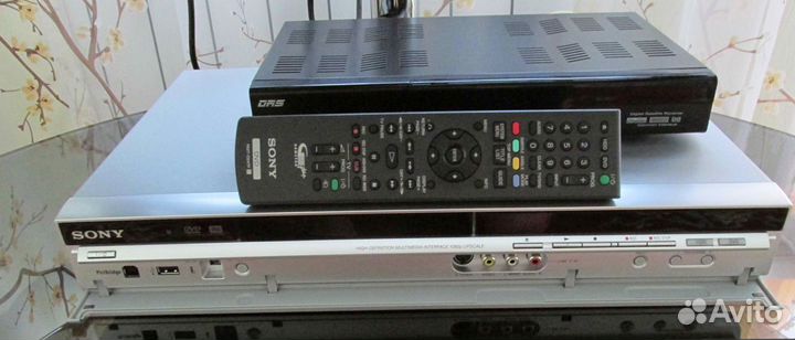 HD/DVD recorder sony RDR HX-750