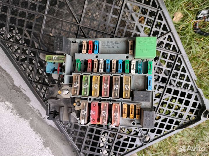 Запчасти peugeot 607