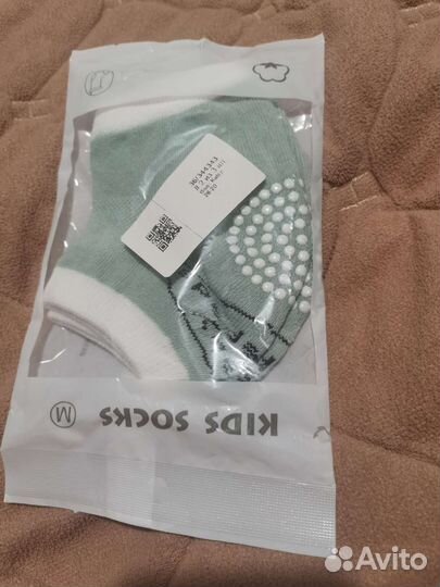 Детские наколенники новые