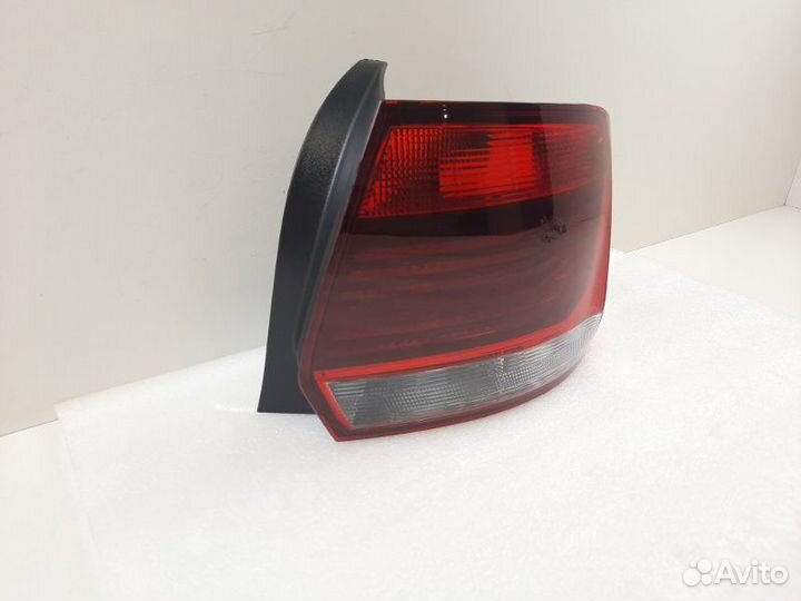 Фонарь правый Volkswagen Polo 5 2015-2020