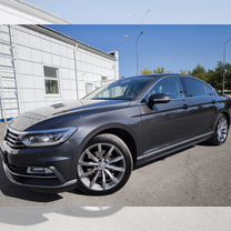 Volkswagen Passat 1.5 AMT, 2019, 74 000 км, с пробегом, цена 2 192 000 руб.