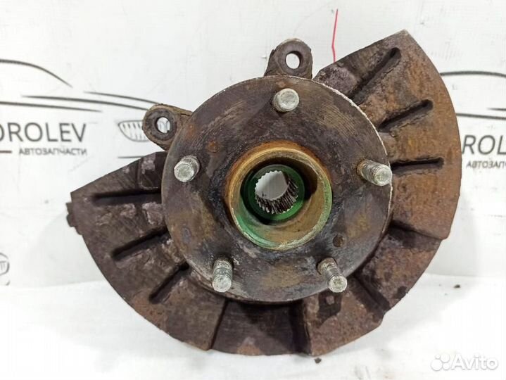 Кулак поворотный передний левый Grand Vitara 2005