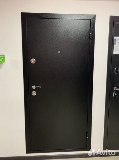 Входная дверь