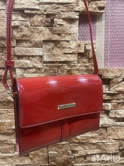Сумка красная лаковая