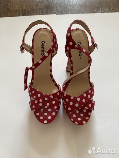 Босоножки Centro