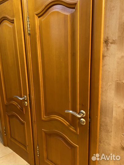 6 деревянных дверей