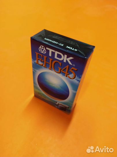 Кассеты фирменные для видеокамер VHS-C