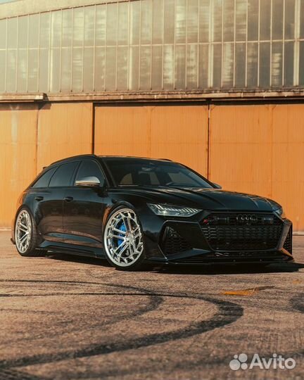 Кованые диски R22 5x112 на Audi RS6 RS7