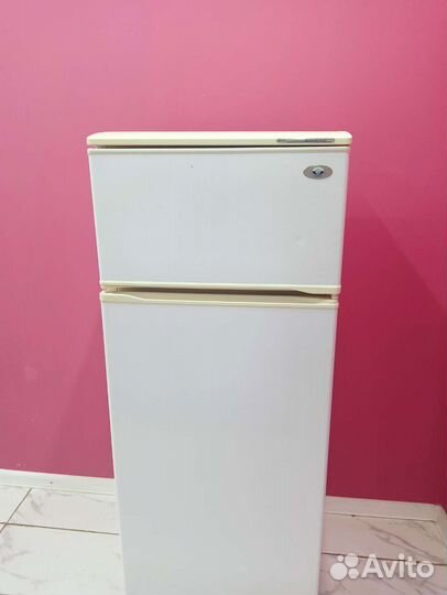 Холодильник маленький