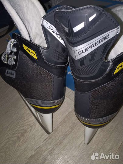 Хоккейные коньки bauer